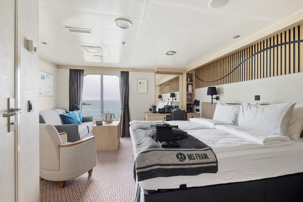 HX Hurtigruten Expeditions MS Fram Expedition Suite Mini Suite 4 ©Espen Mills.jpg